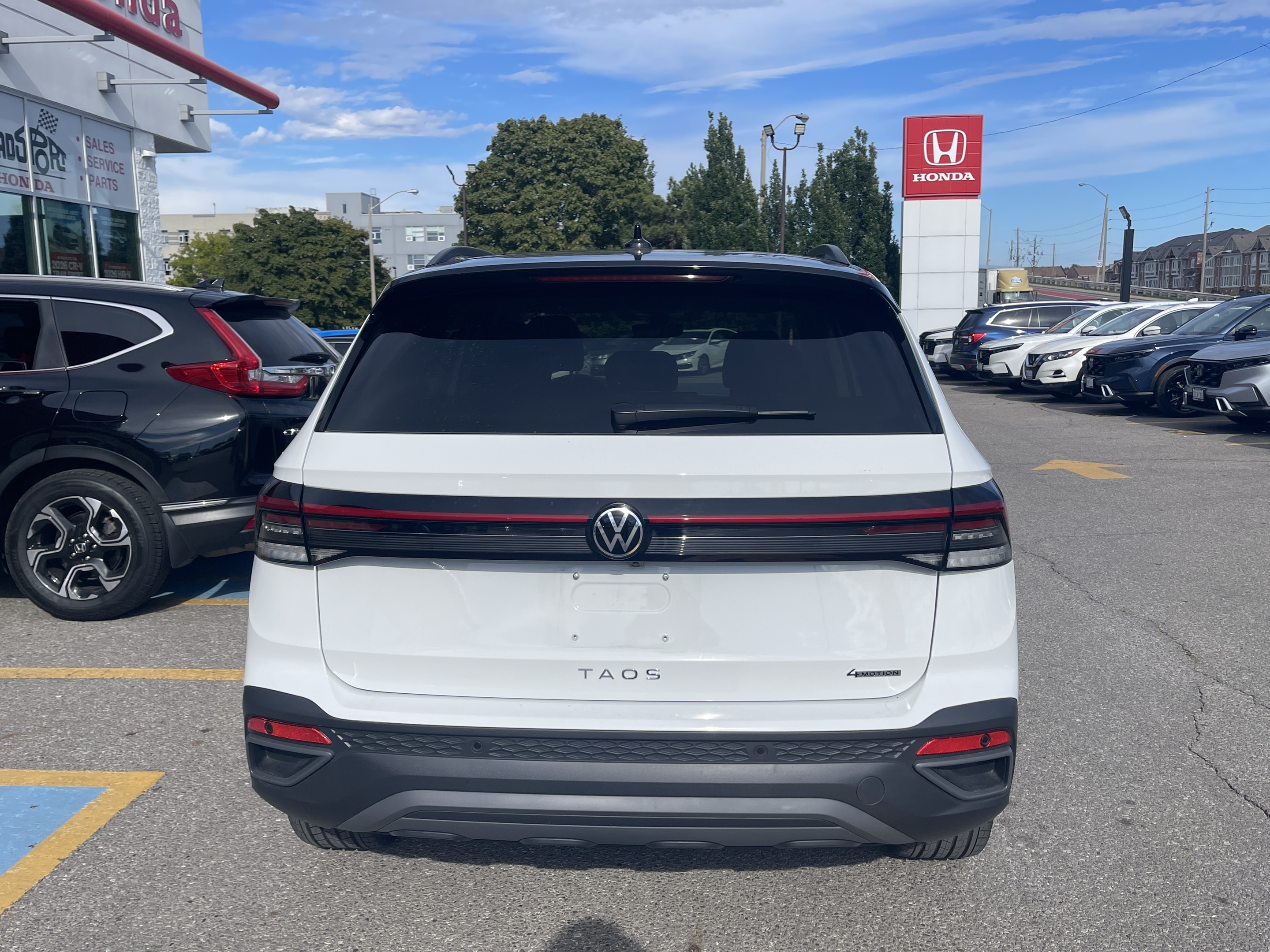 Volkswagen Taos 2025