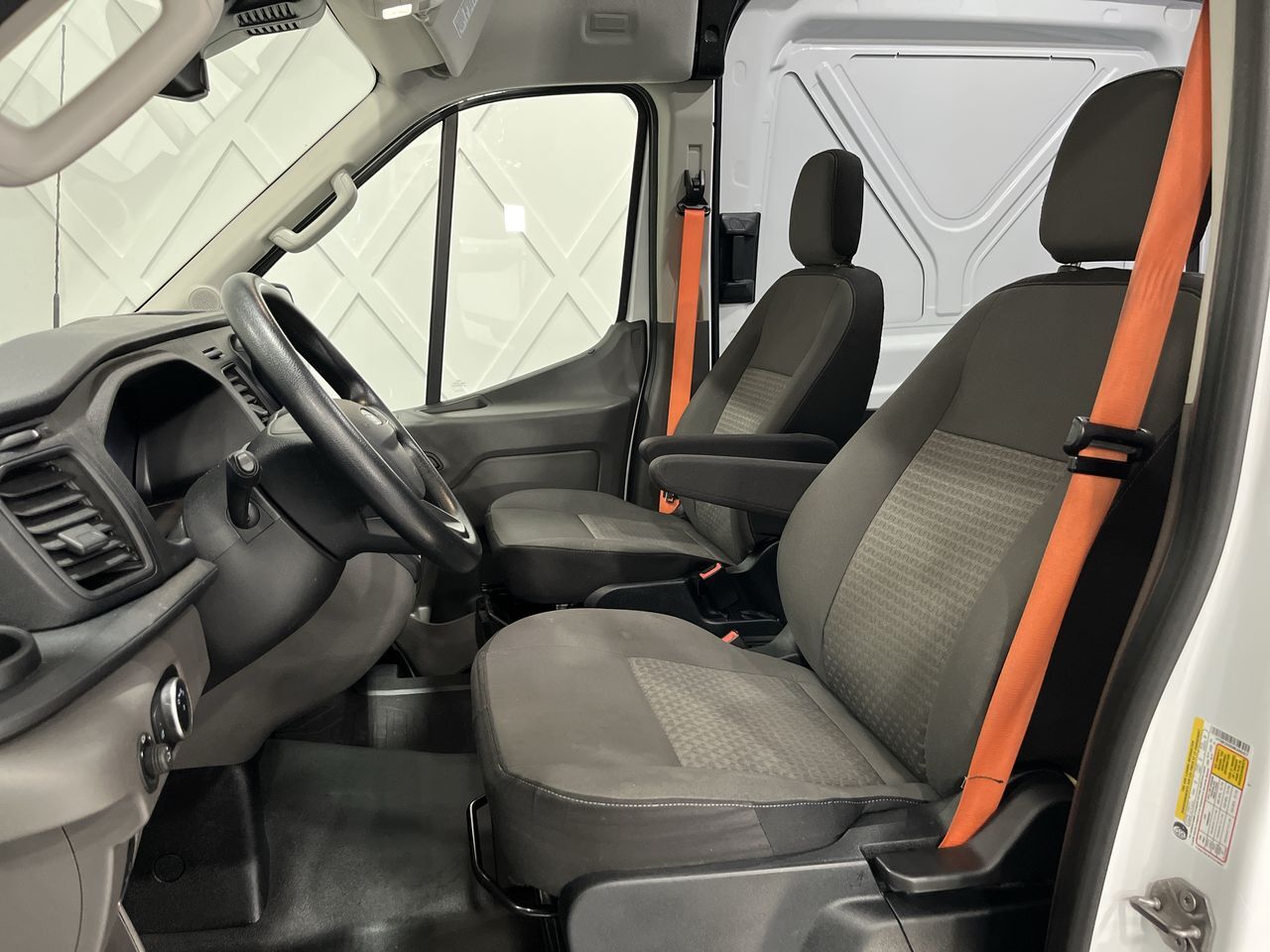 Ford Transit 2021