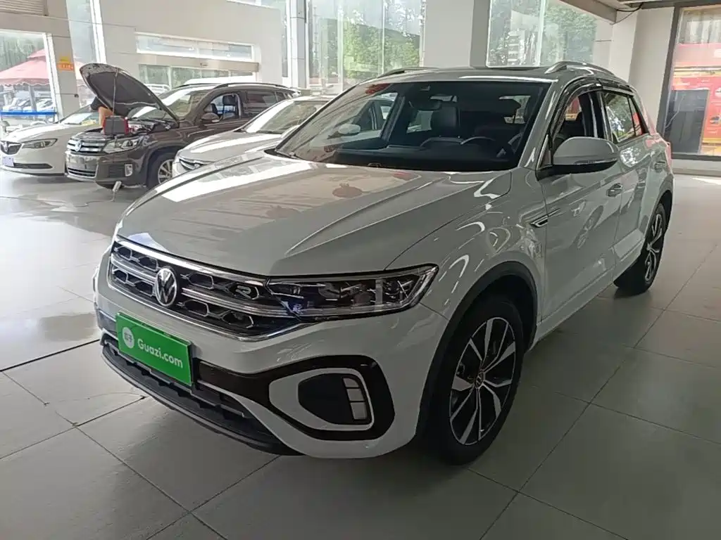 Volkswagen T-Roc 2025