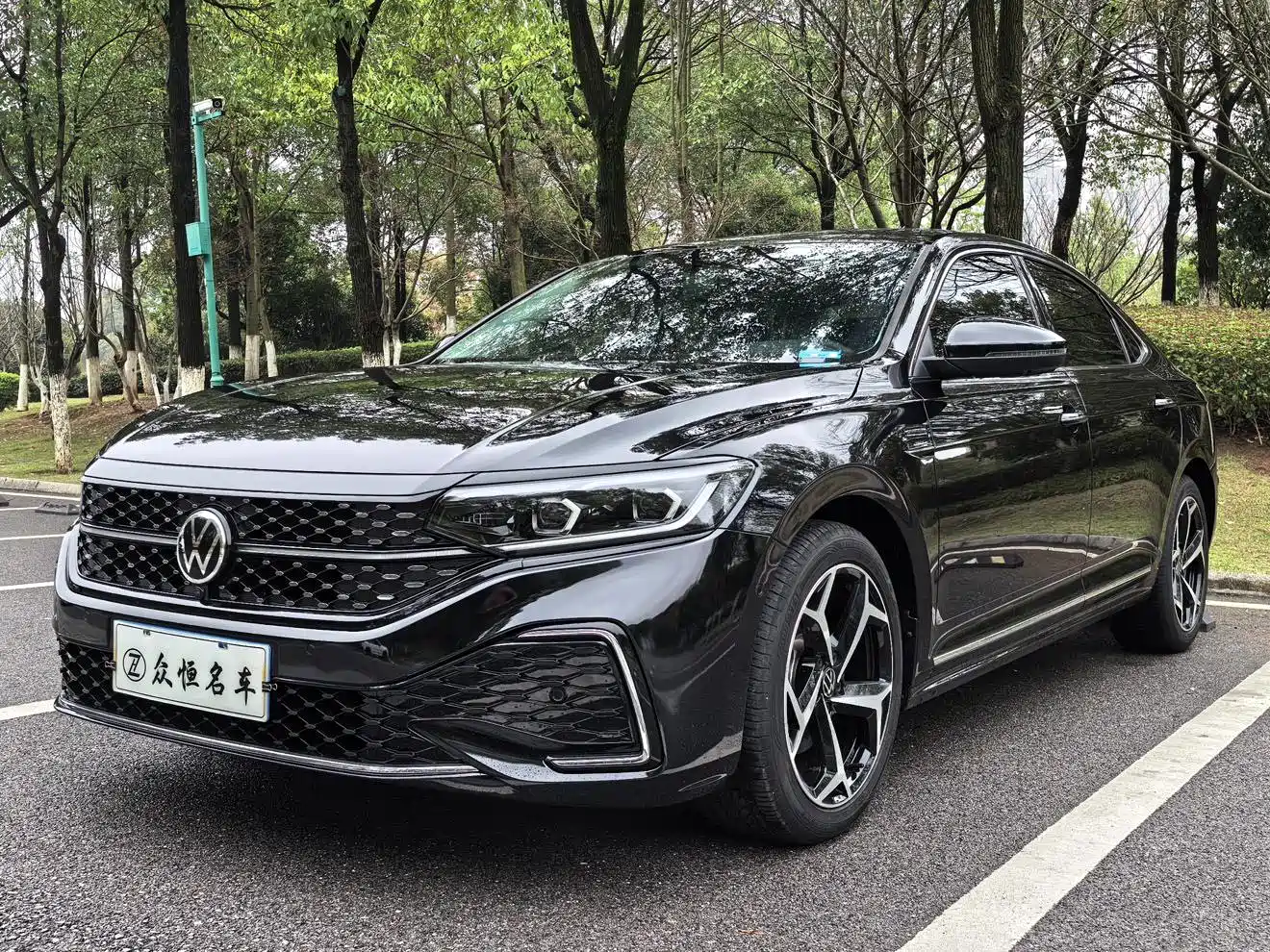 Volkswagen Passat 2023