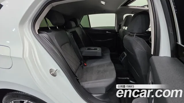 Volkswagen Golf 2023