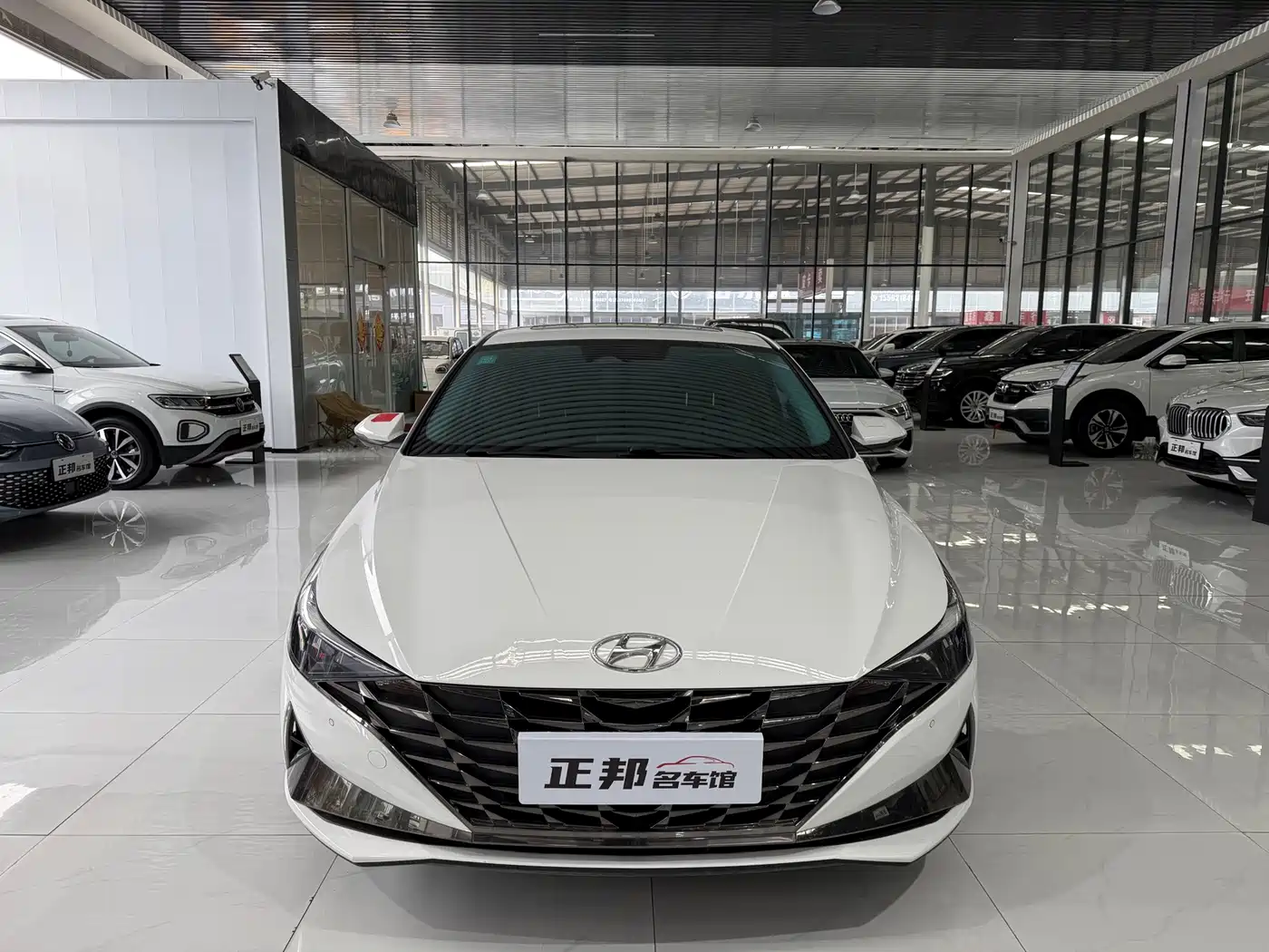 Hyundai Elantra 2022