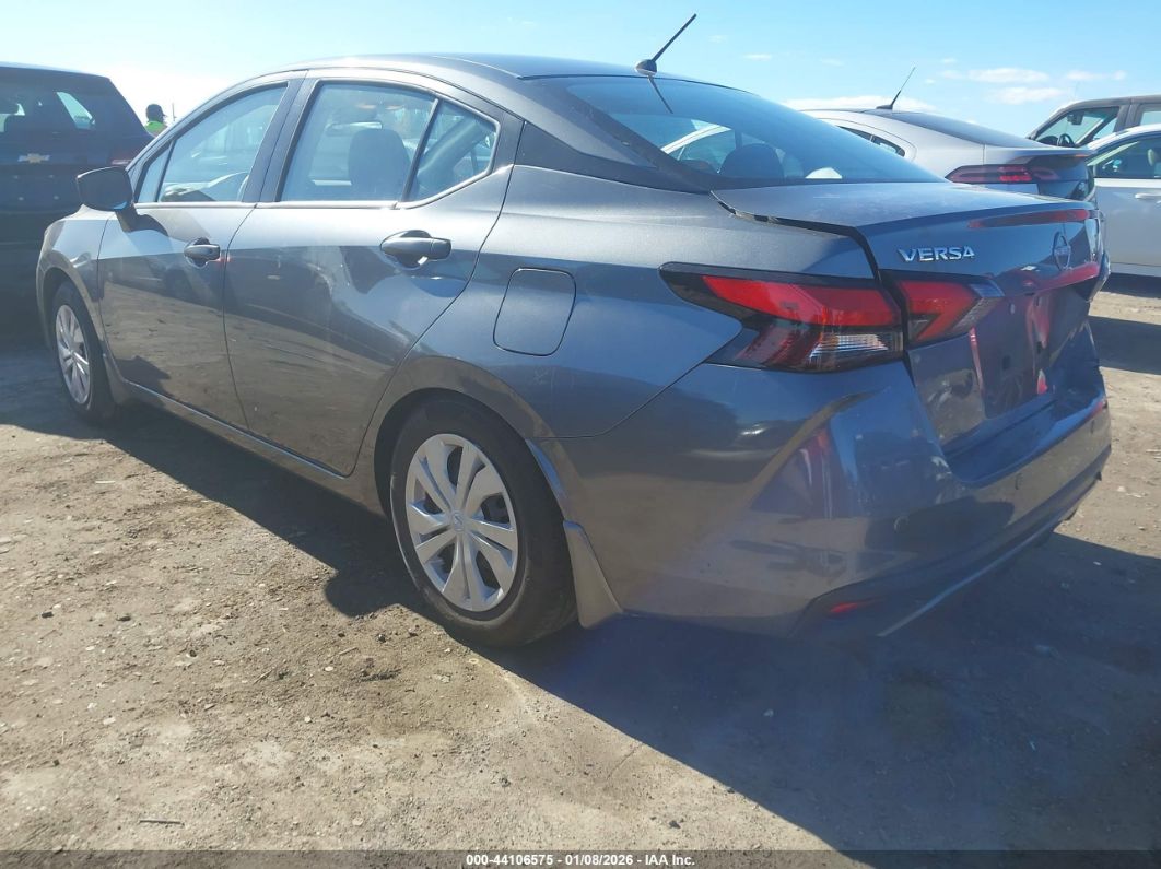 Nissan Versa 2023