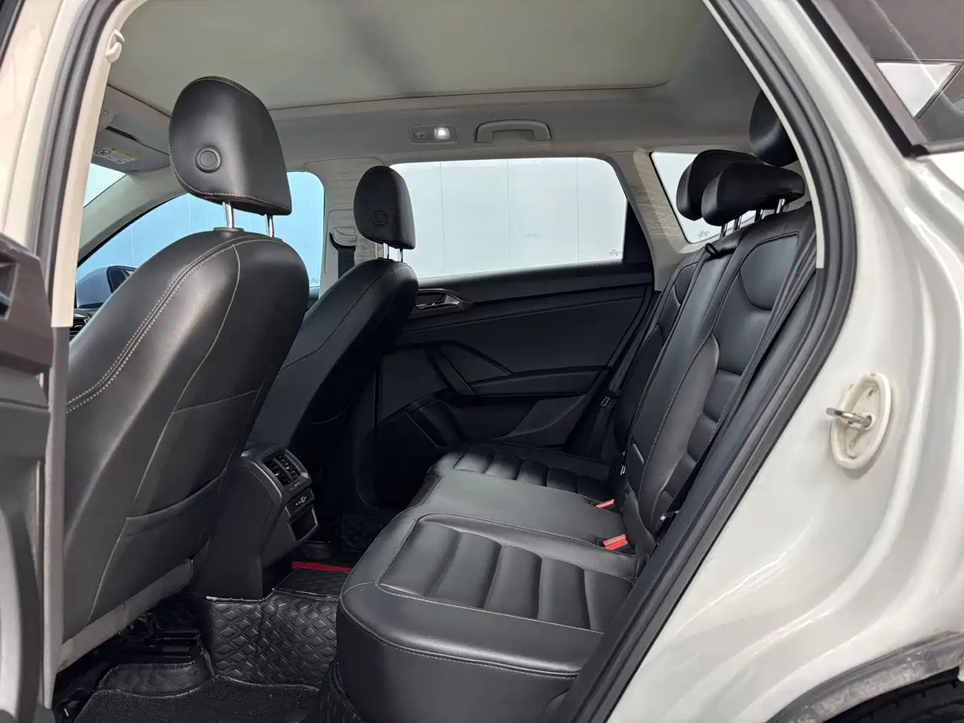 Volkswagen Tharu 2022