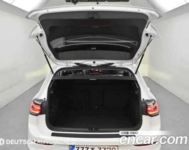 Volkswagen Golf 2025