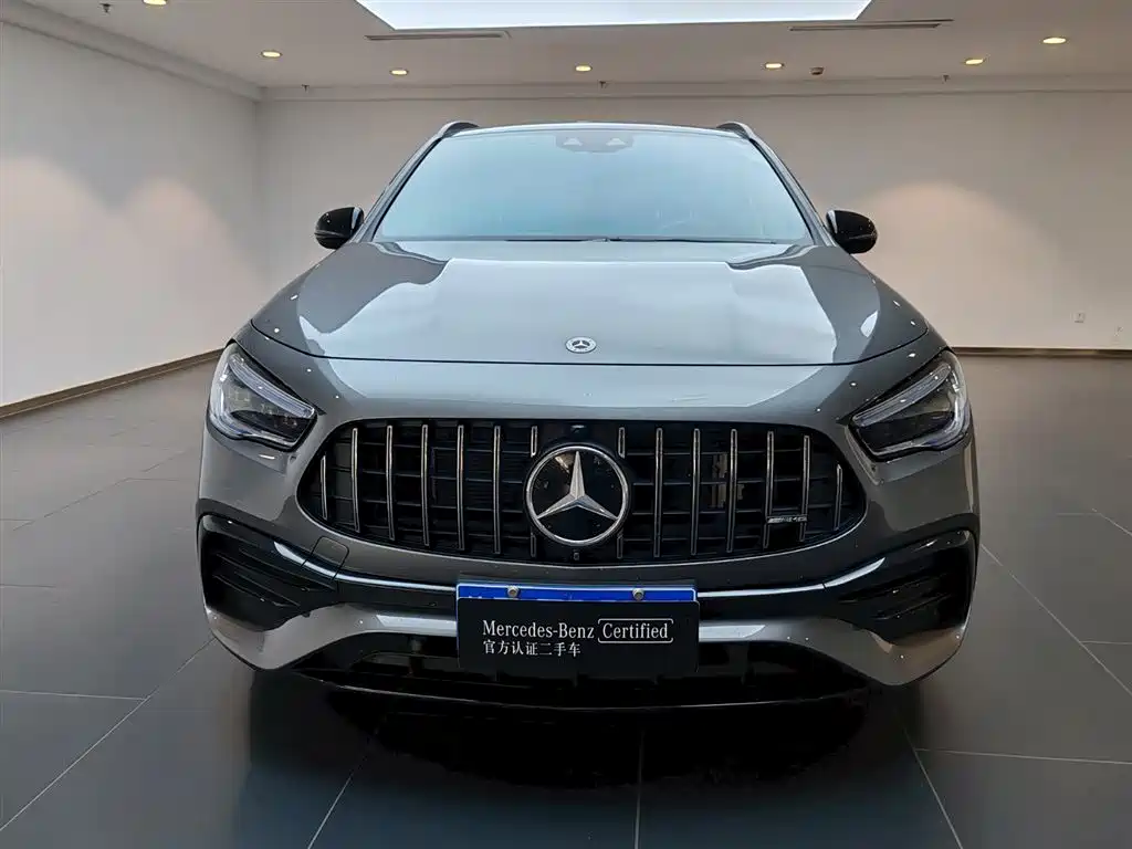 Mercedes-Benz GLA AMG 2023
