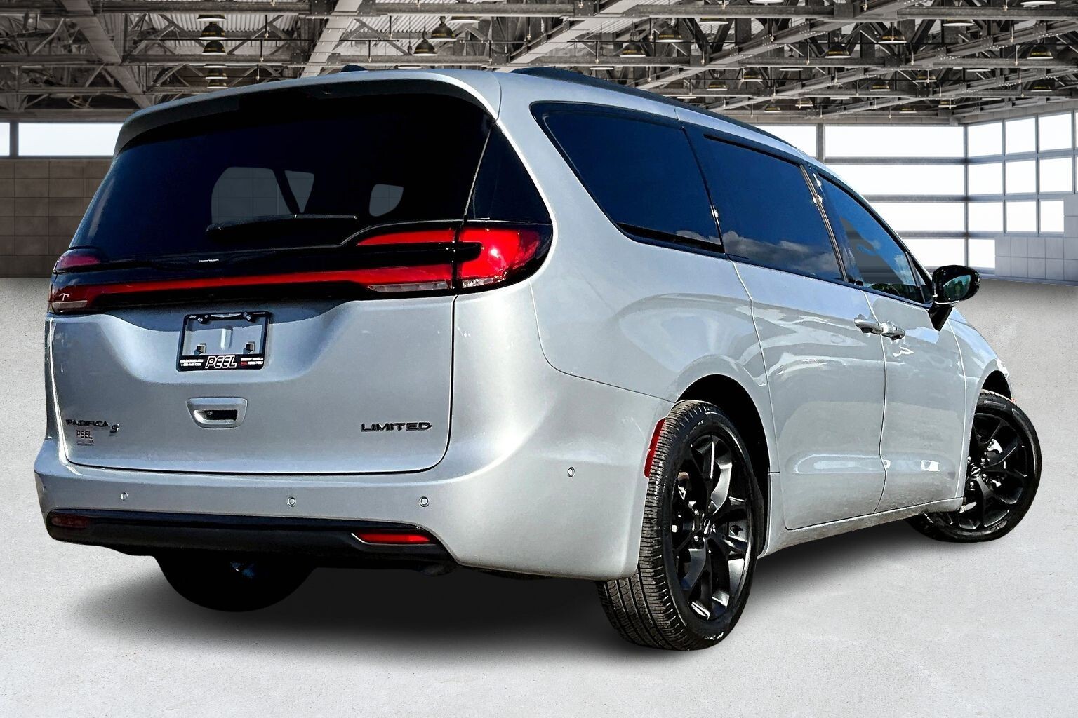 Chrysler Pacifica 2024