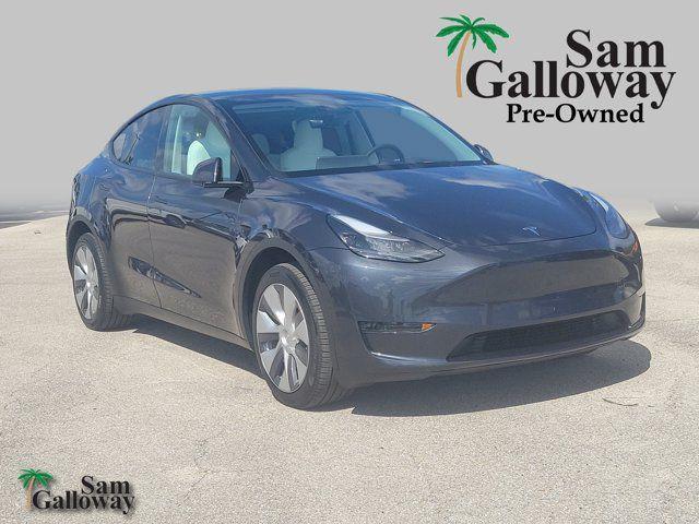 Tesla Model Y 2024