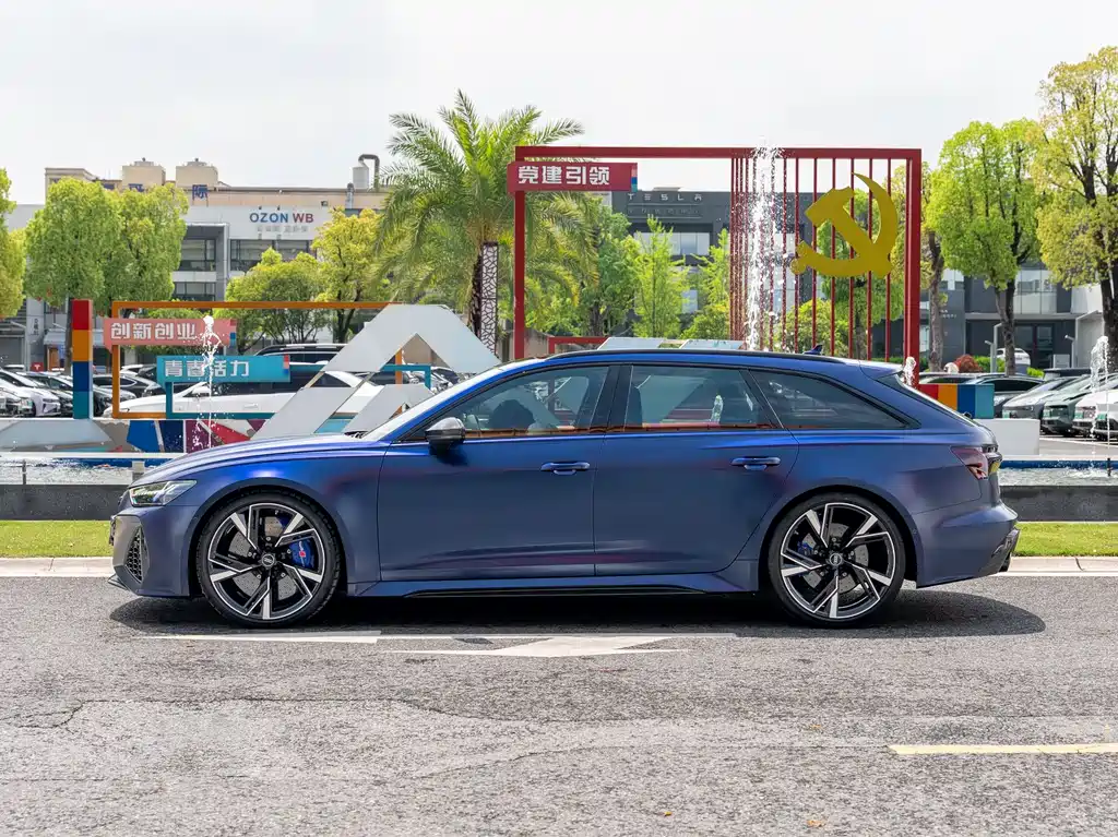 Audi RS 6 2023