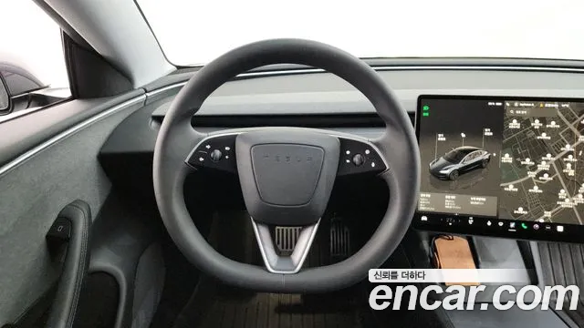 Tesla Model 3 2024