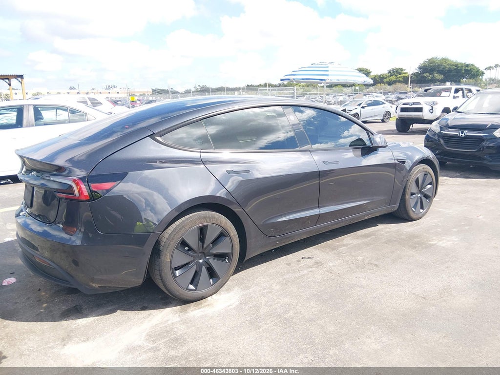 Tesla Model 3 2025