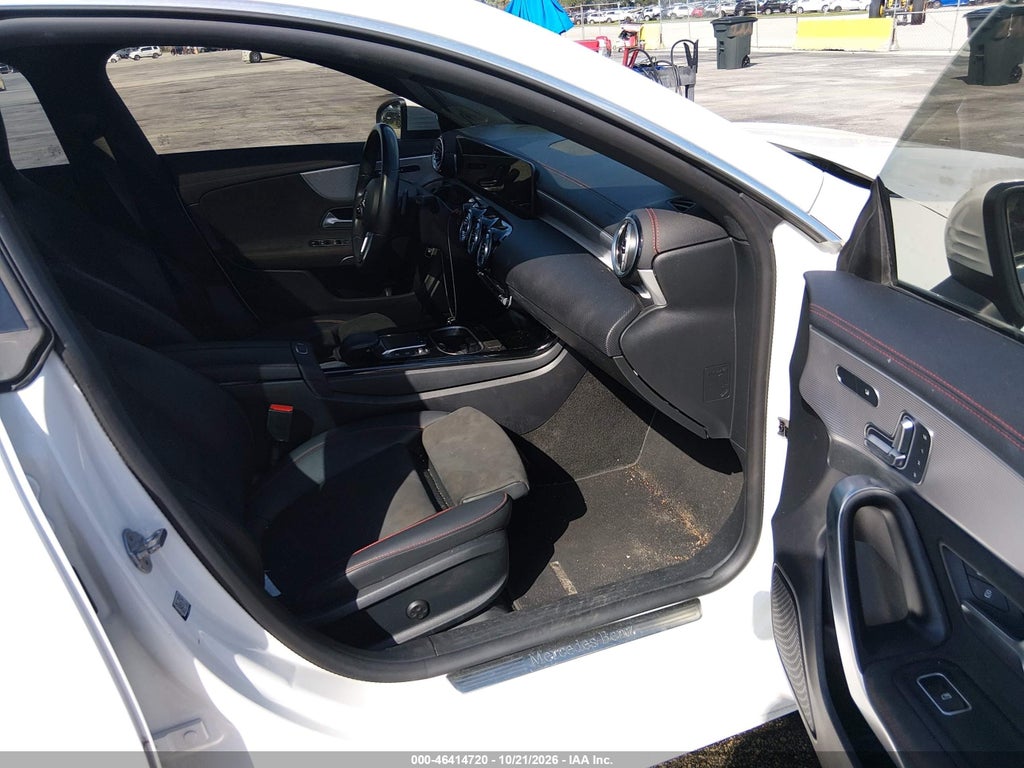 Mercedes-Benz CLA 2023
