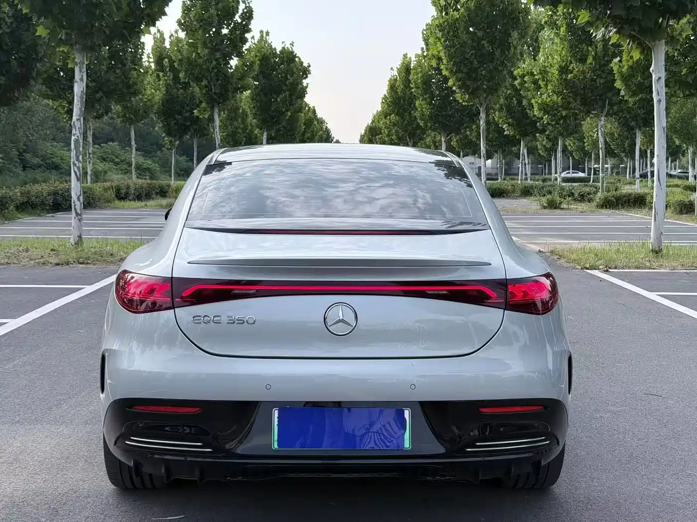 Mercedes-Benz EQE 2023