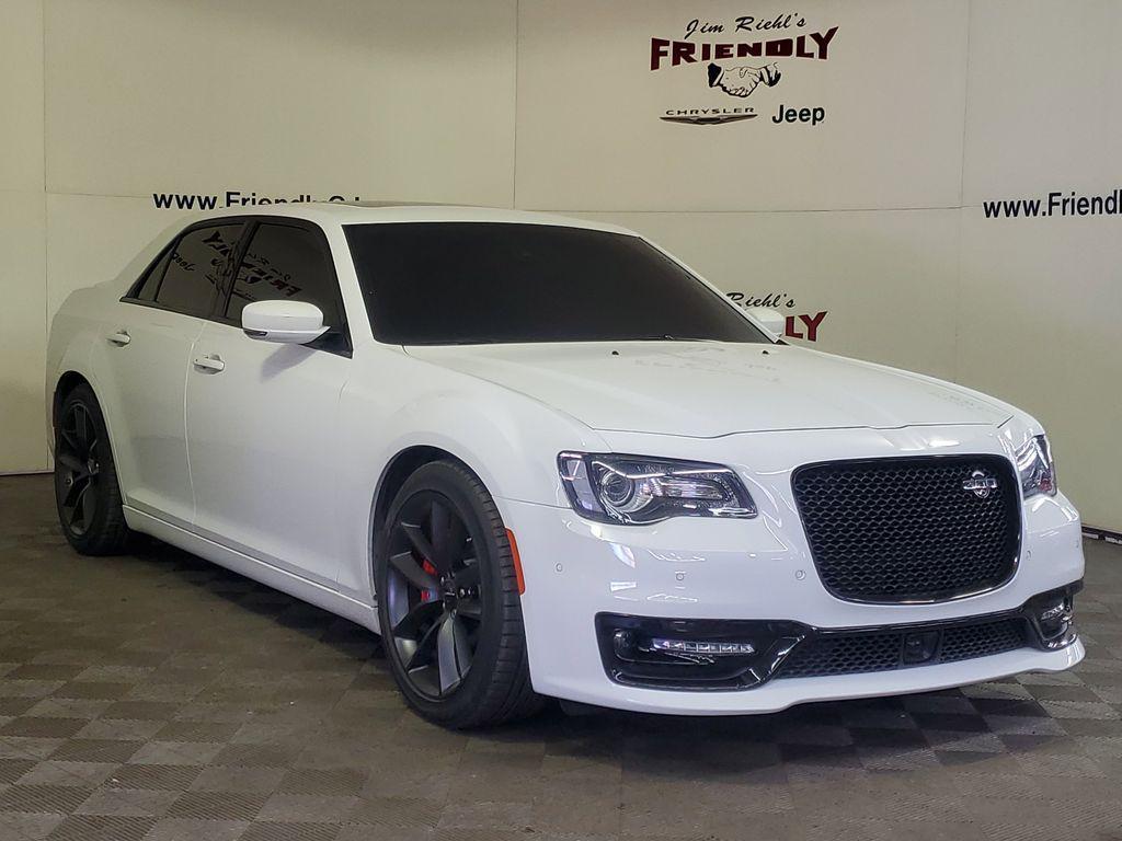 Chrysler 300 2023