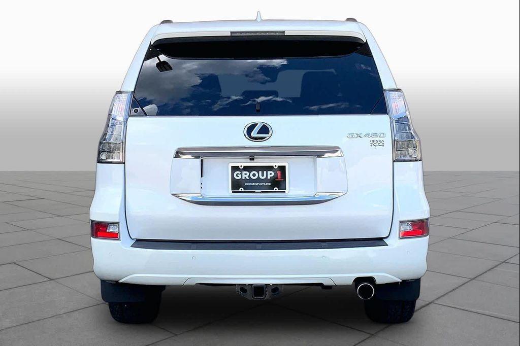 Lexus GX 2022