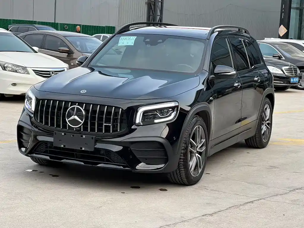 Mercedes-Benz GLB AMG 2024