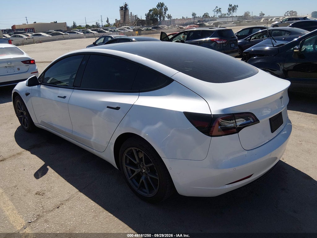 Tesla Model 3 2022