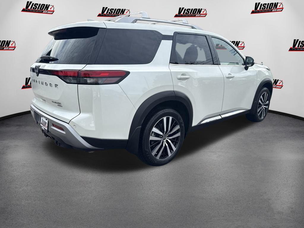 Nissan Pathfinder 2024