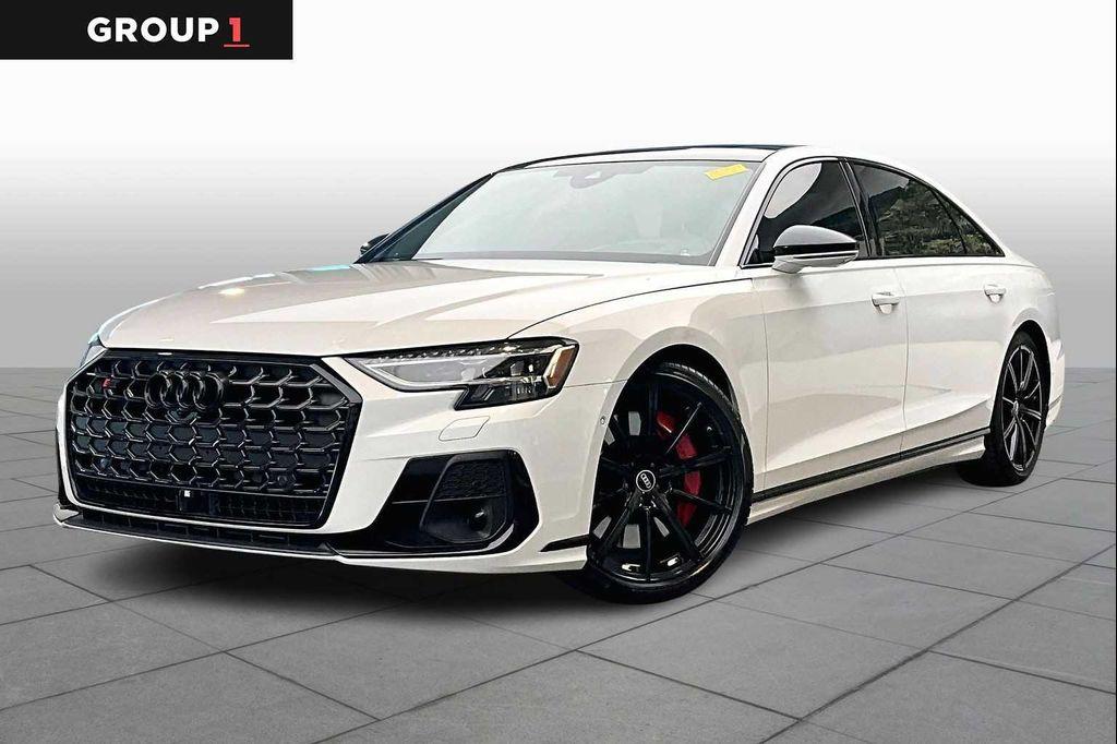 Audi S8 2022