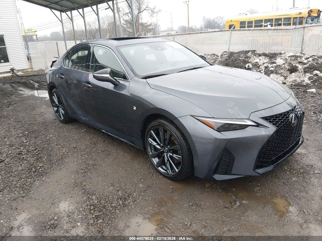 Lexus IS 2023