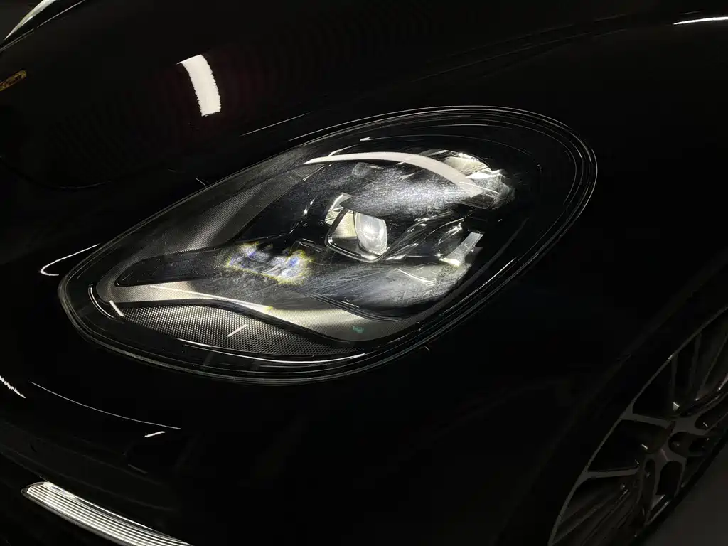 Porsche Panamera 2022