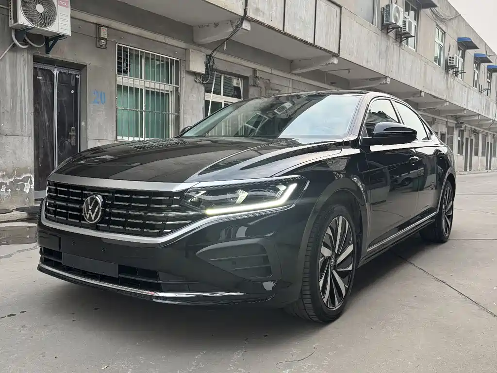 Volkswagen Passat 2024