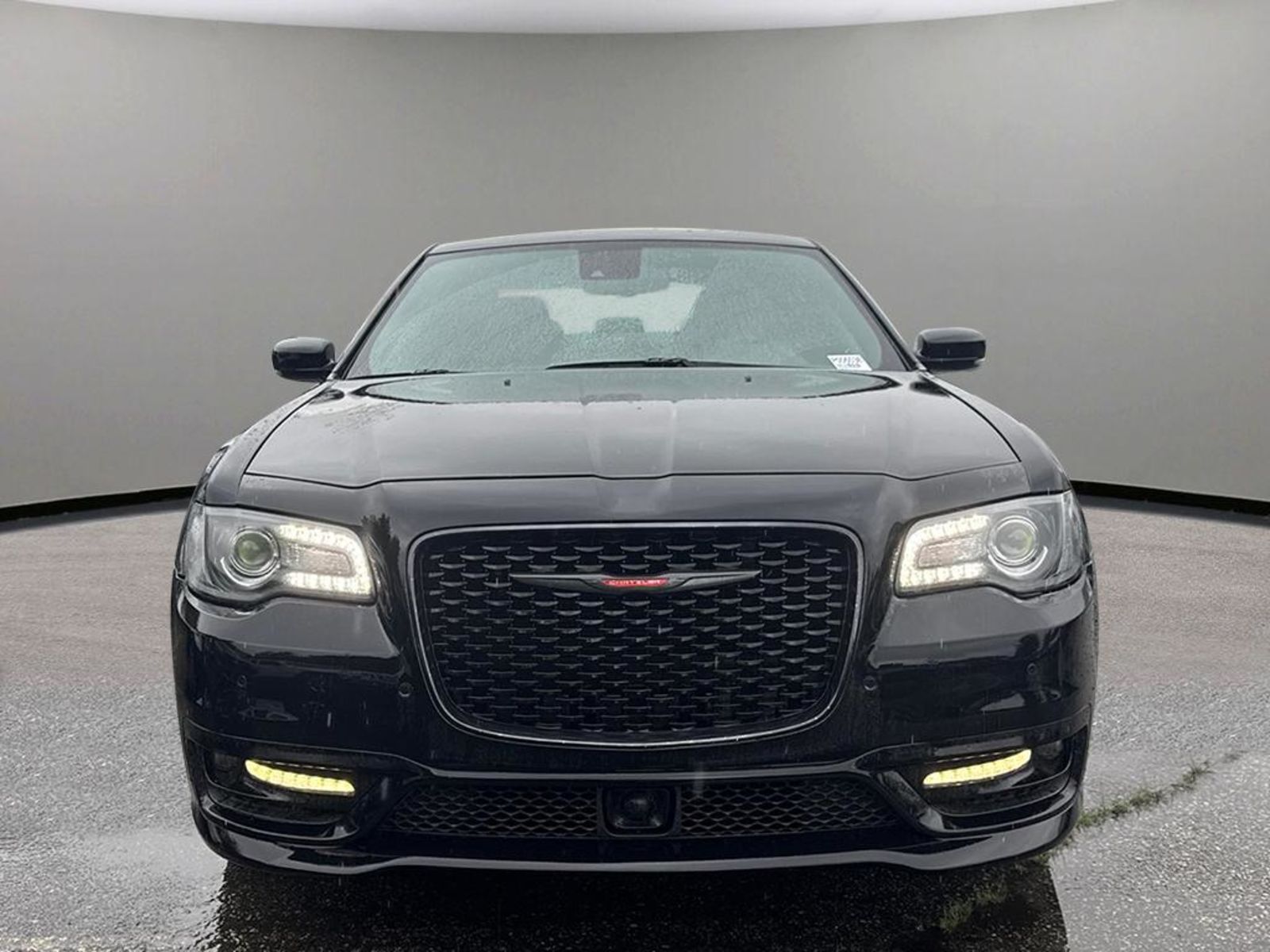 Chrysler 300 2023