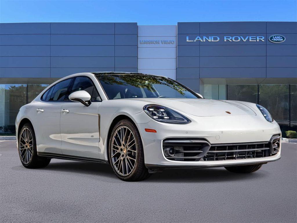 Porsche Panamera 2023