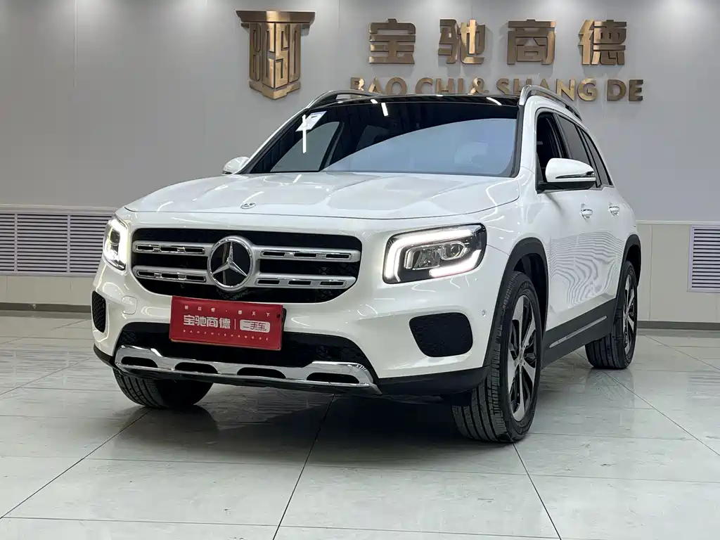 Mercedes-Benz GLB 2023