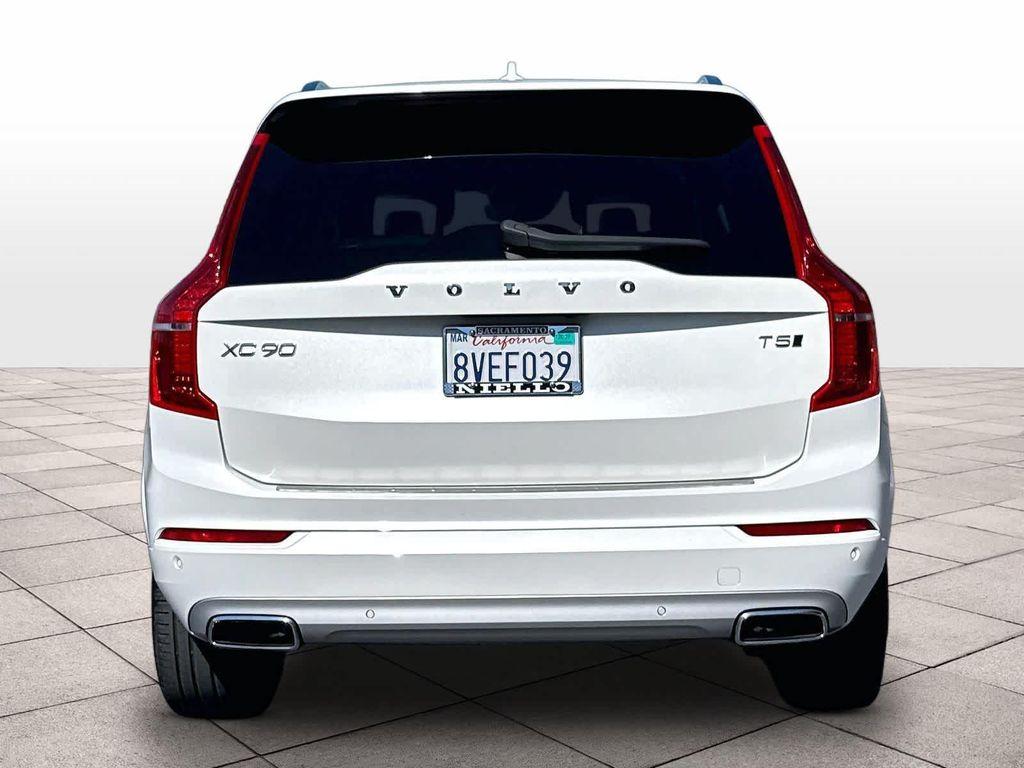 Volvo XC90 2021