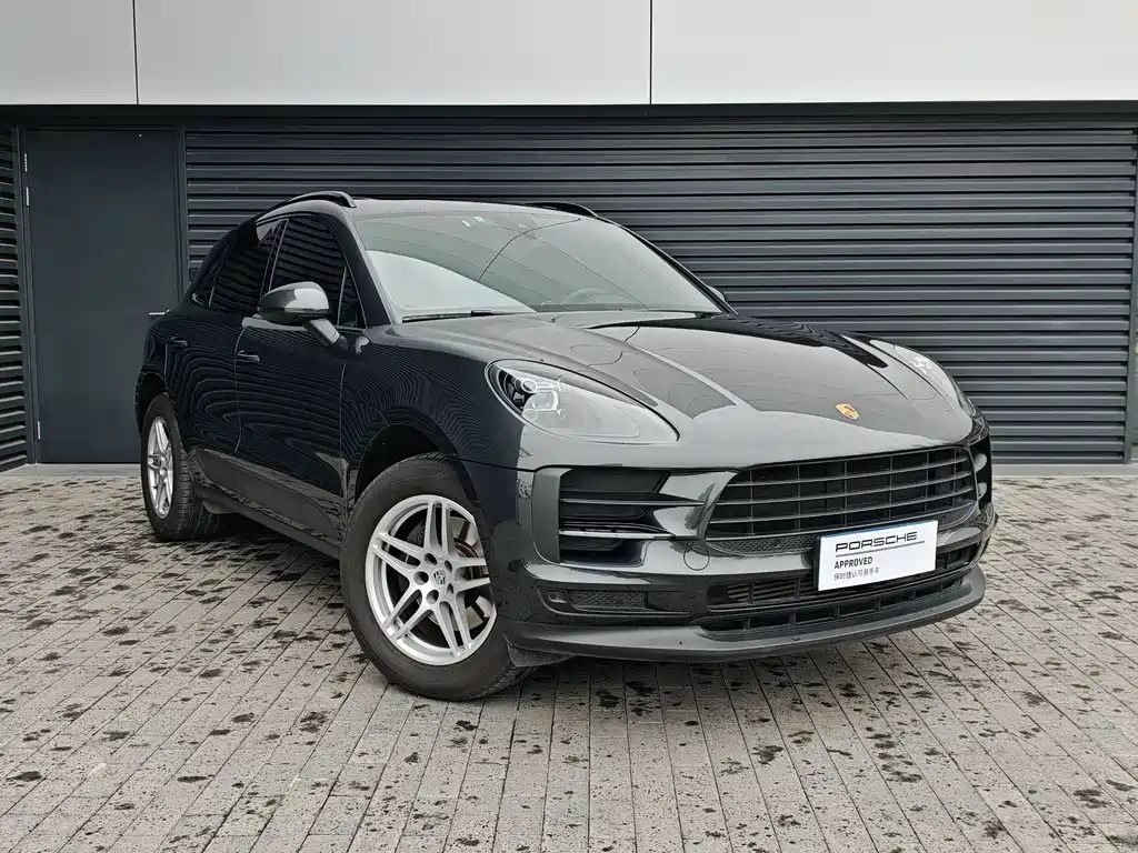 Porsche Macan 2021