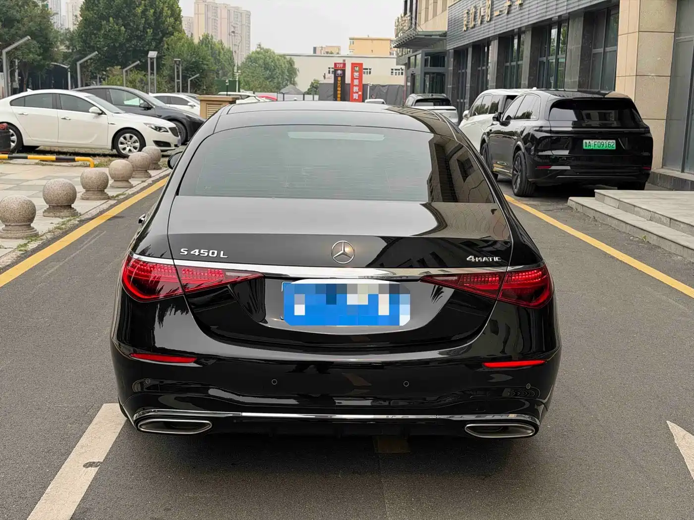 Mercedes-Benz S-Класс 2023
