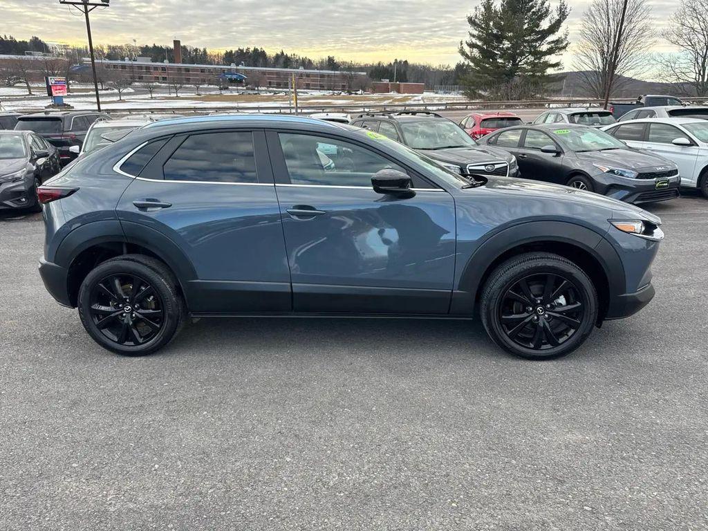 Mazda CX-30 2025