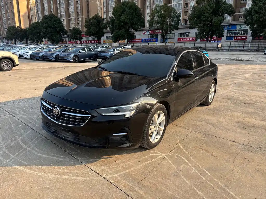 Buick Regal 2021