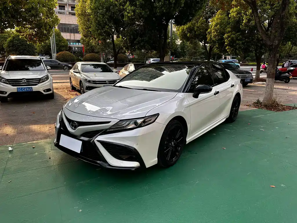 Toyota Camry 2023
