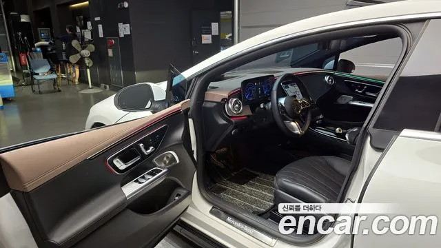 Mercedes-Benz EQE 2023