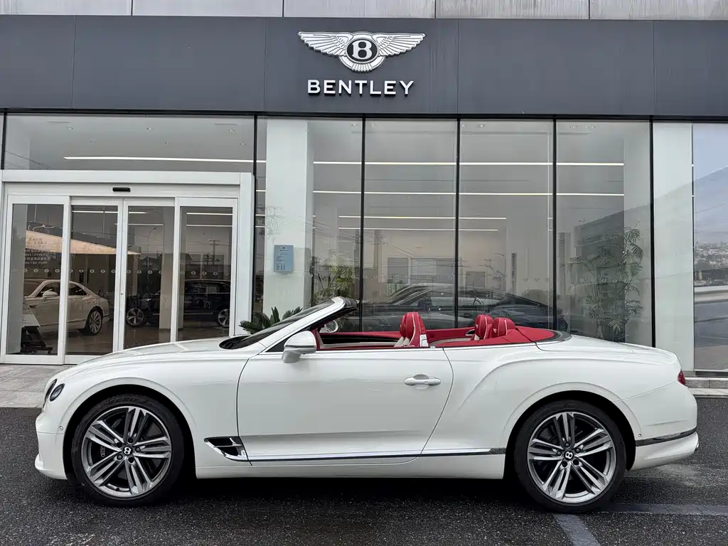 Bentley Continental 2023