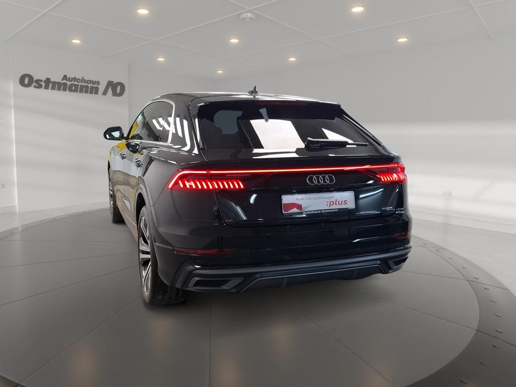 Audi Q8 2023