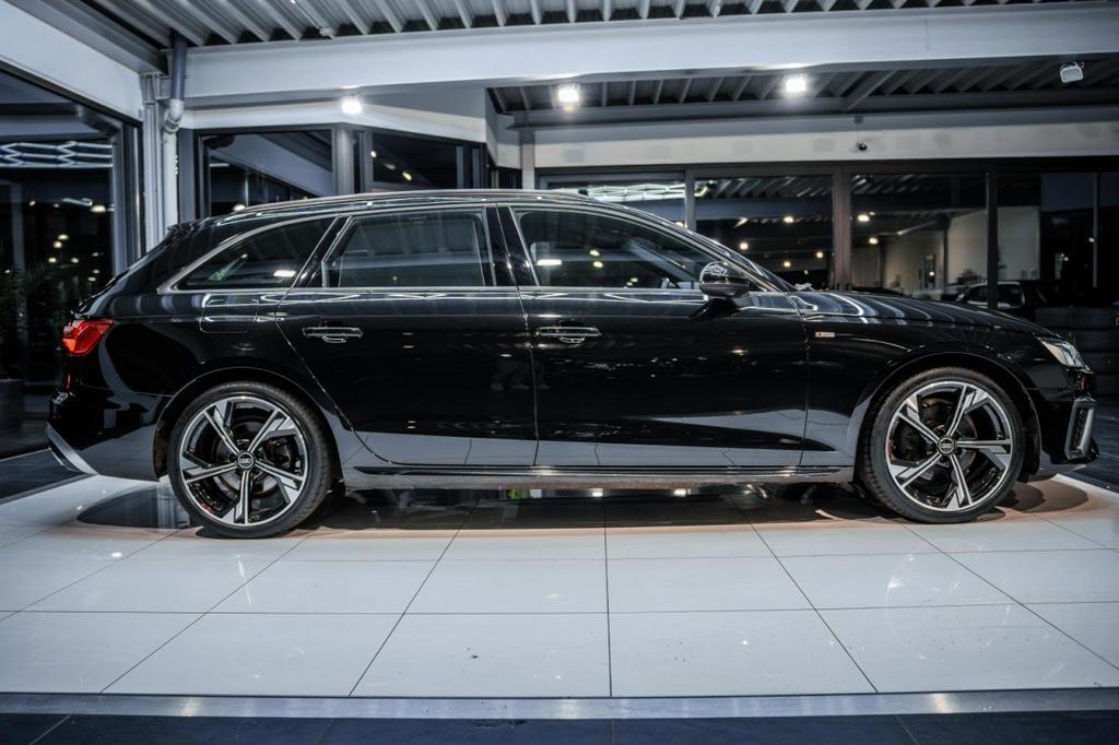 Audi A4 2023