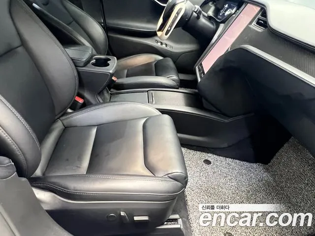 Tesla Model S 2020