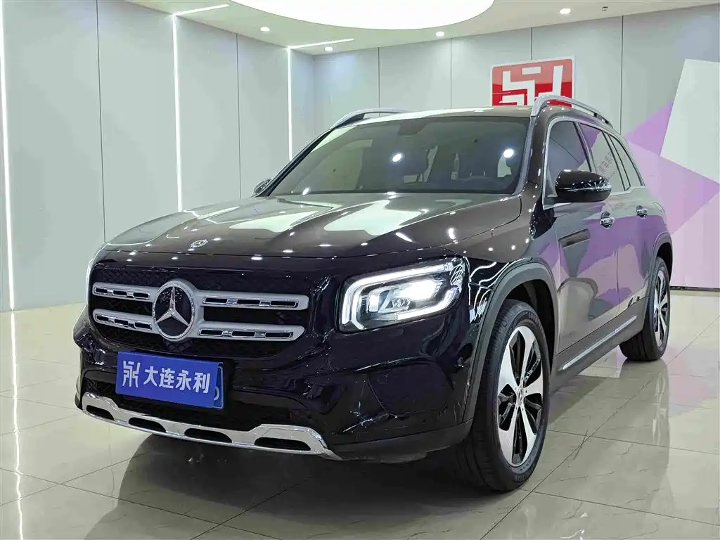 Mercedes-Benz GLB 2023