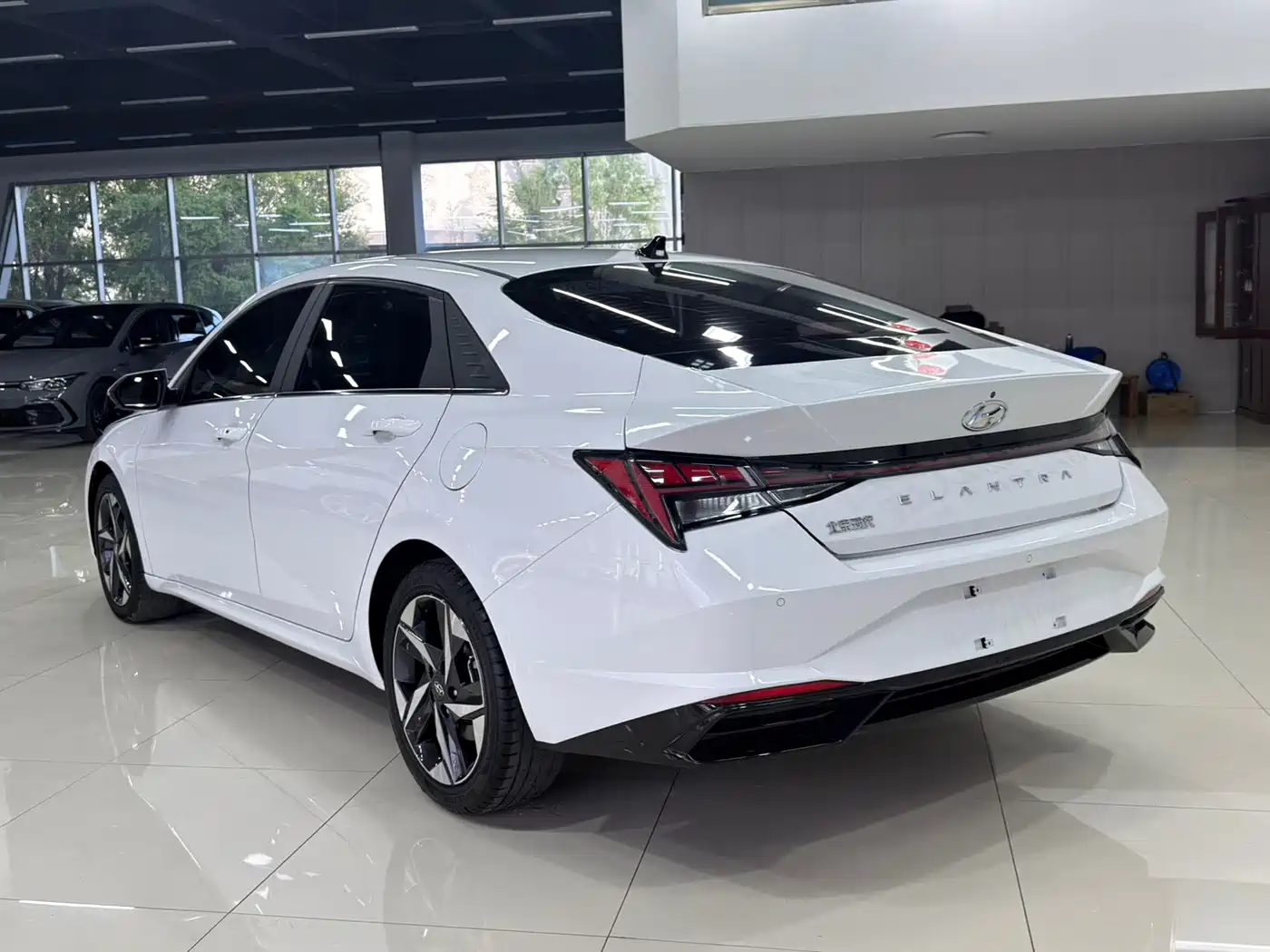 Hyundai Elantra 2022