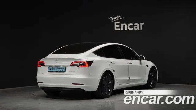 Tesla Model 3 2021