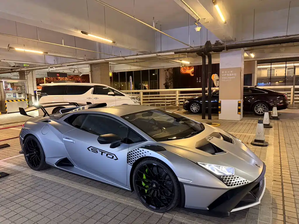 Lamborghini Huracán 2022