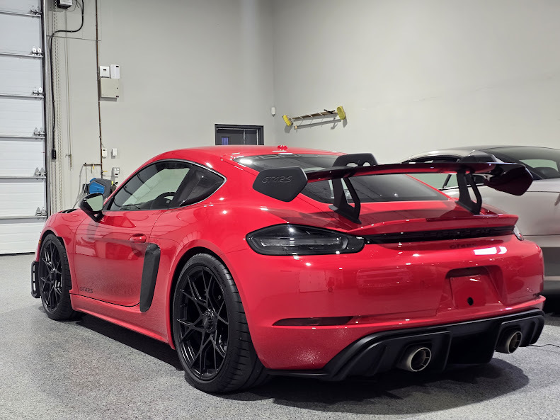 Porsche Cayman 2024