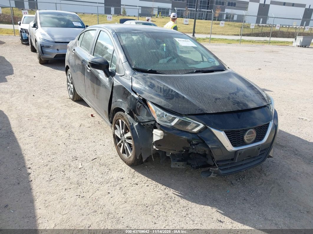 Nissan Versa 2021