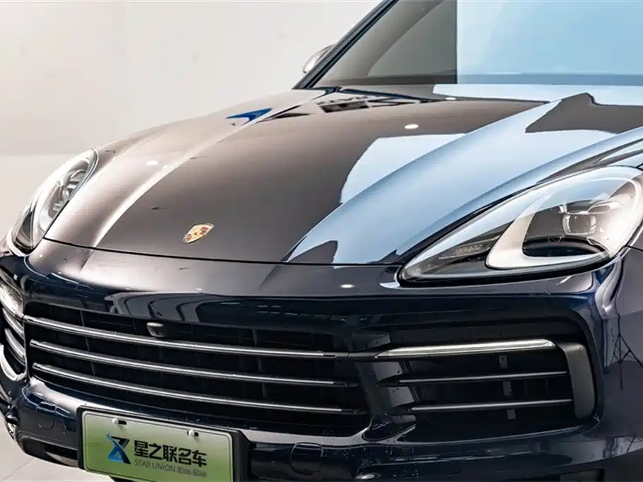 Porsche Cayenne 2021