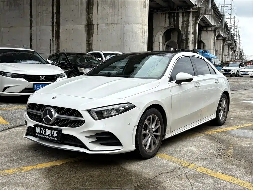 Mercedes-Benz A-Класс 2021
