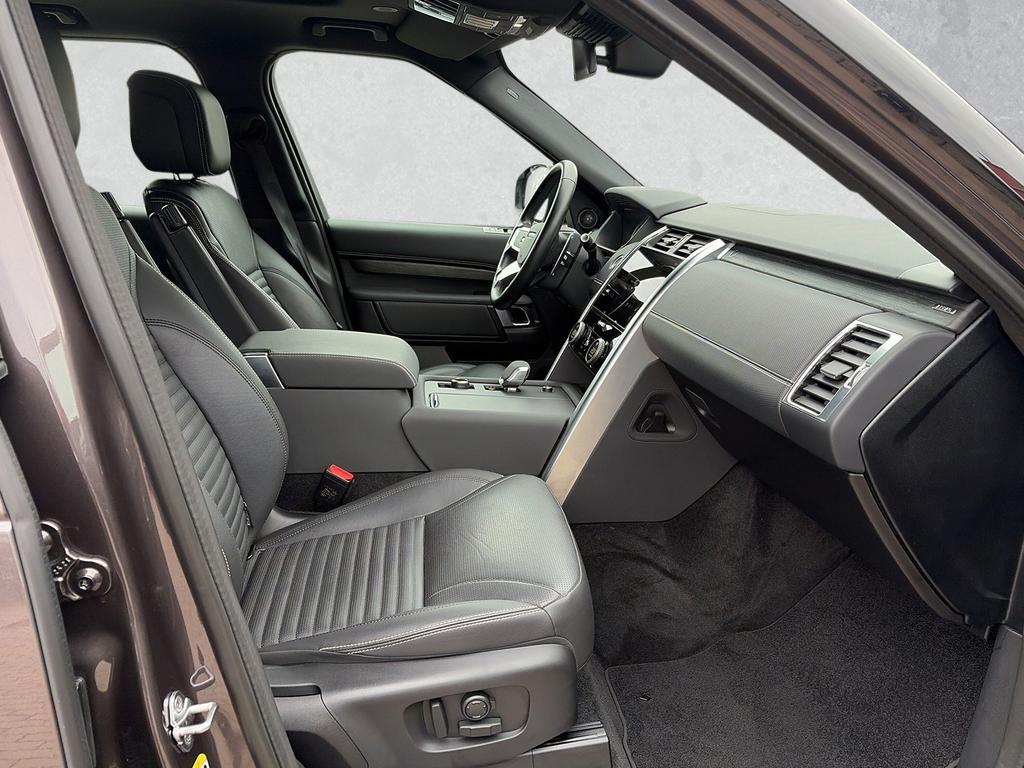 Land Rover Discovery 2022