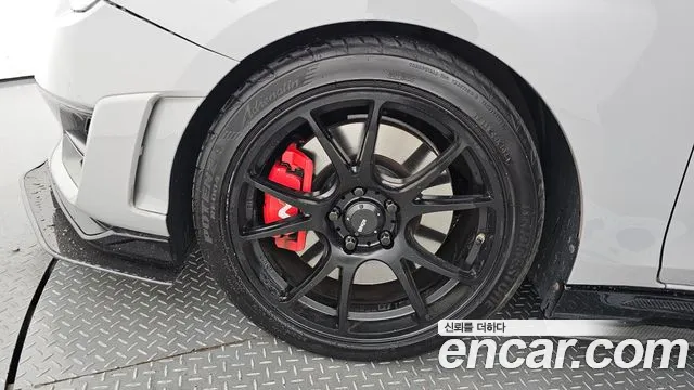 Hyundai Veloster 2020